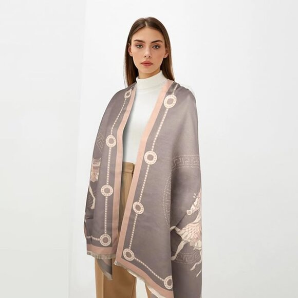 Neiman Marcus Luxury Pashmina Silky Shawl Wrap - Picture 1 of 5